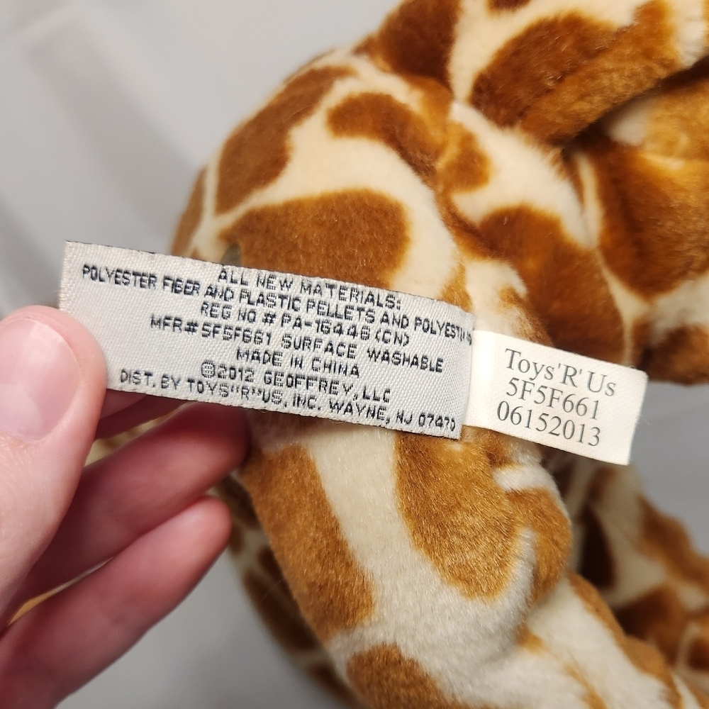 14” F.A.O 2012 Giraffe Plush Stuffed Animal - Picture 12 of 12